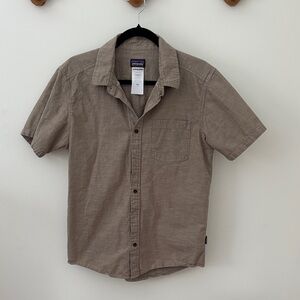 Patagonia Men's Light Brown Casual Button Down Shirt